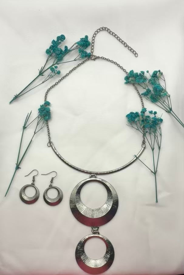 Egyptian Eclipse Set Gun Metal Collar Necklace & earring set-Textured Concentric Circles